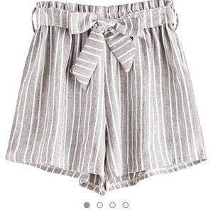 High waist belted shorts